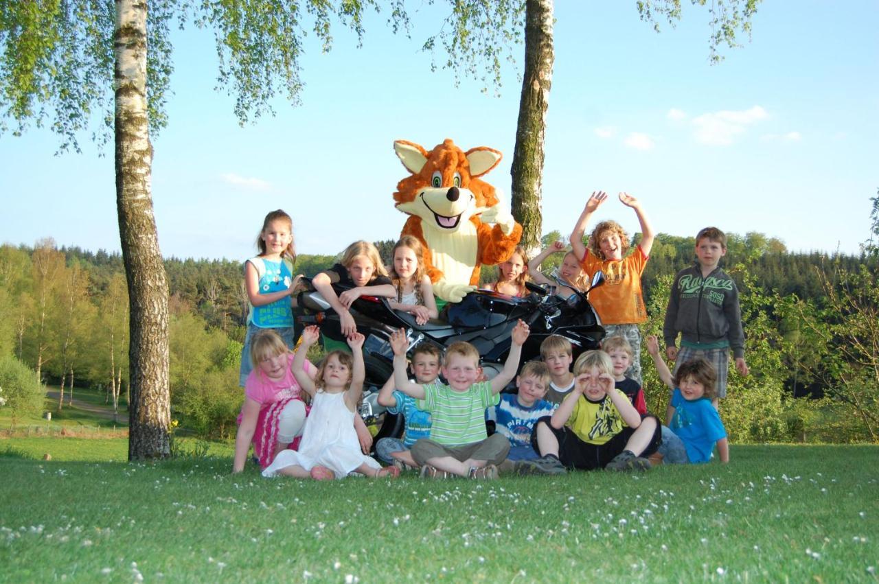 Ardennen Camping แบร์ทริกซ์ ภายนอก รูปภาพ