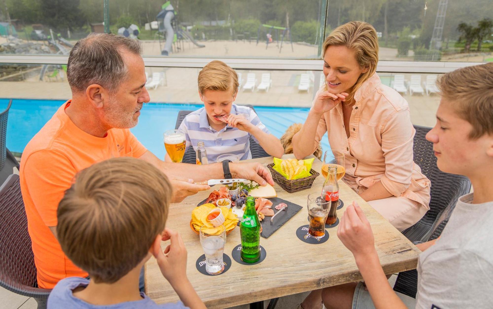 Ardennen Camping แบร์ทริกซ์ ภายนอก รูปภาพ